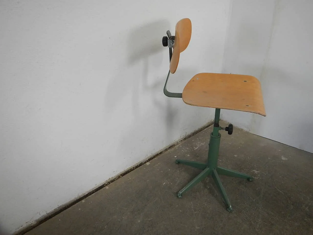 Swivel stool with back 1970 5