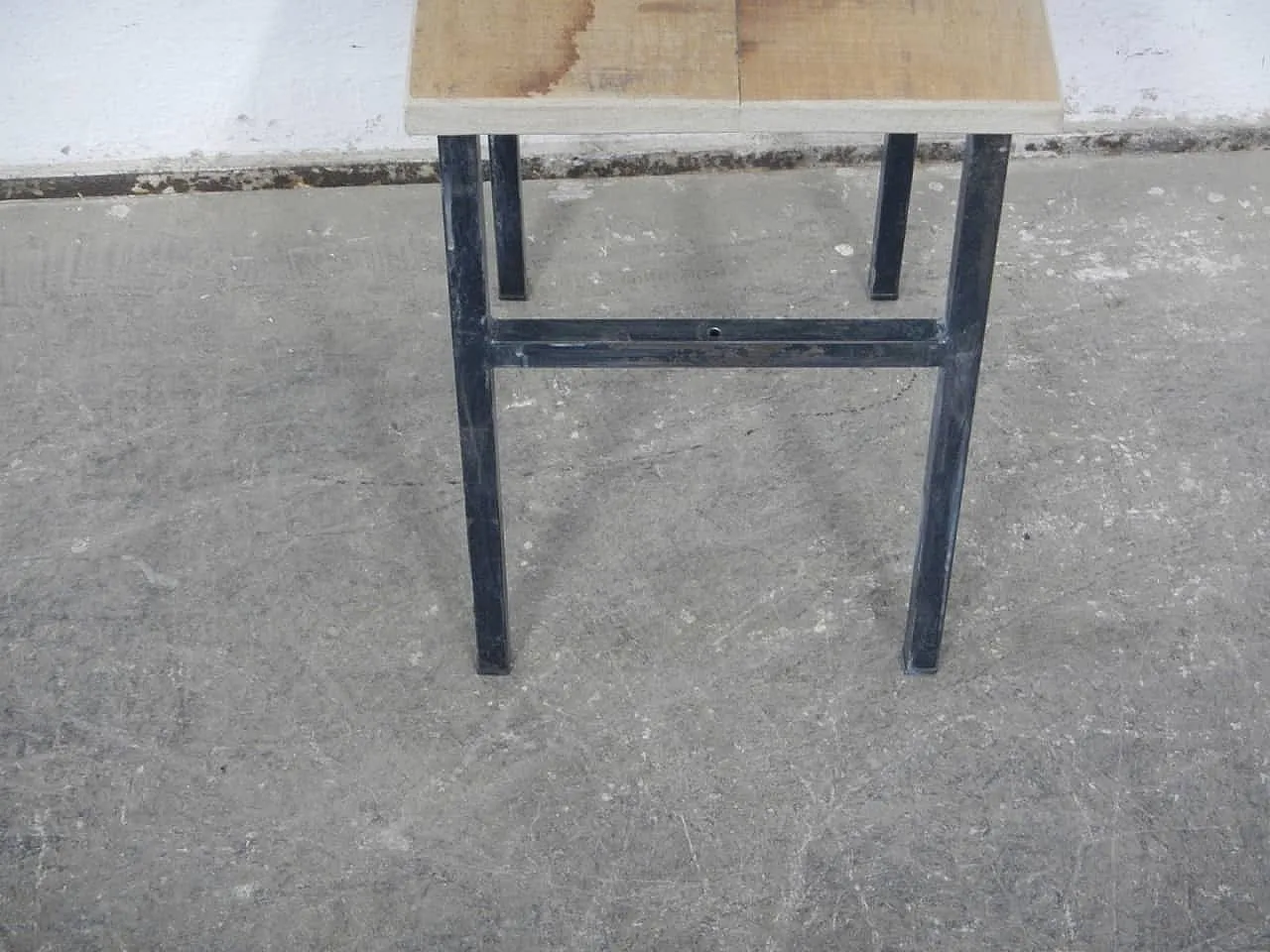 Black iron stool, 1970 7