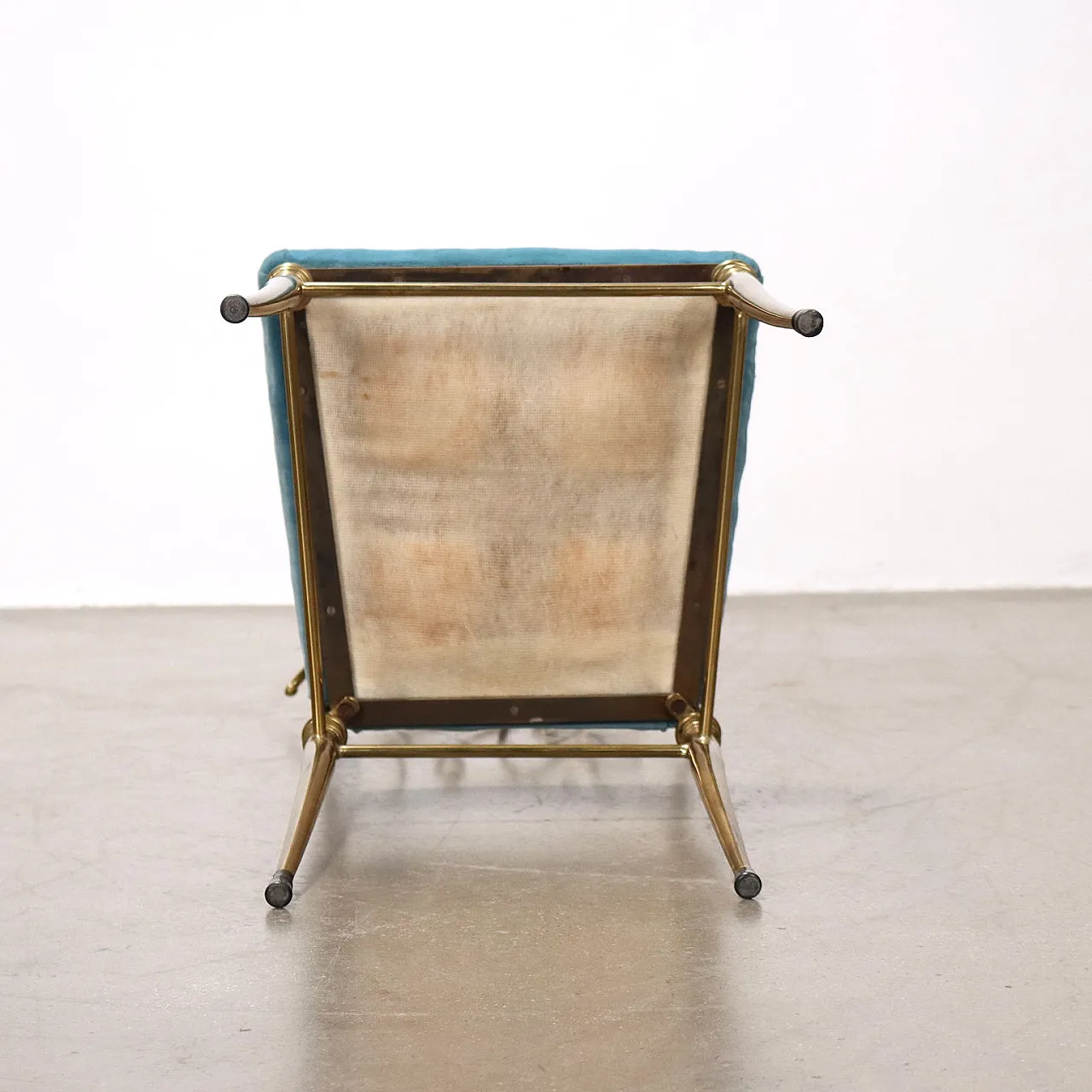 Pair of Chiavari style Mr. chairs in brass foam, 1950s 8