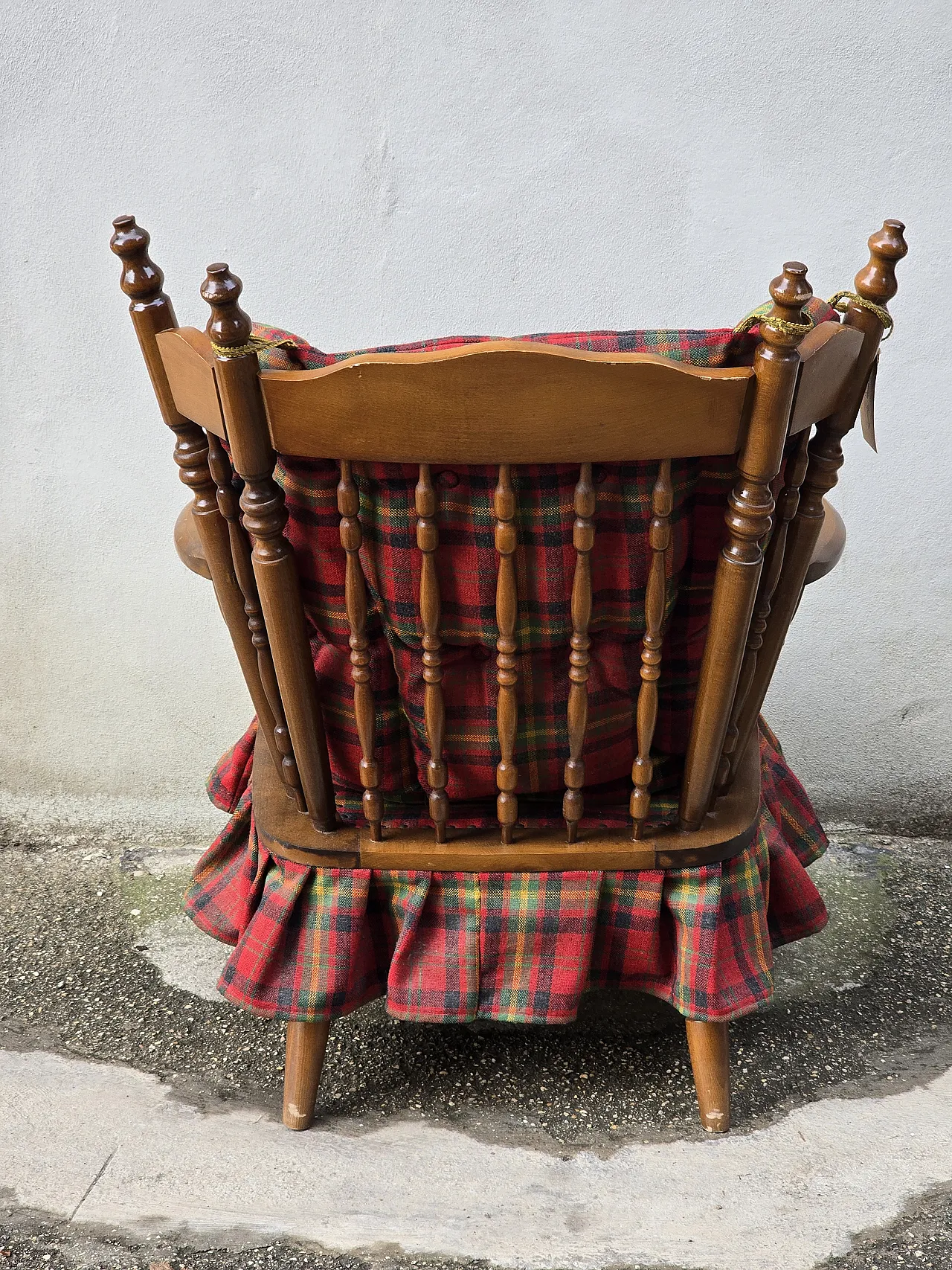 Pair of Chiavari rocking chairs in chestnut with soft, 1930s 7