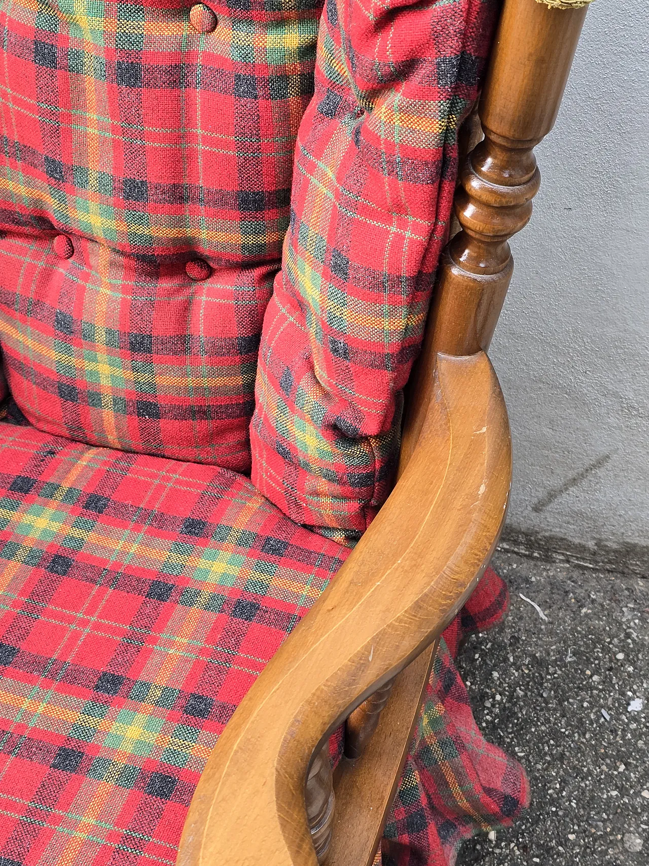 Pair of Chiavari rocking chairs in chestnut with soft, 1930s 13