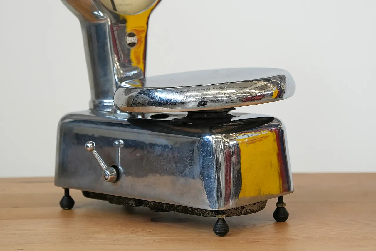 Arsa Micron chromed scale, ma in Italy in the 1960s 2