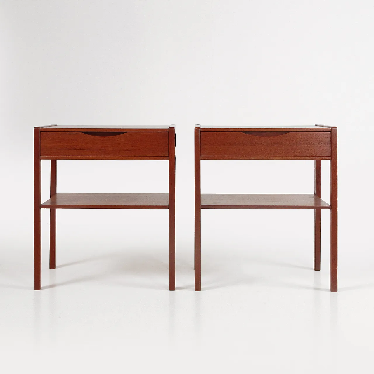 Pair of teak bedside tables, 1960s 4