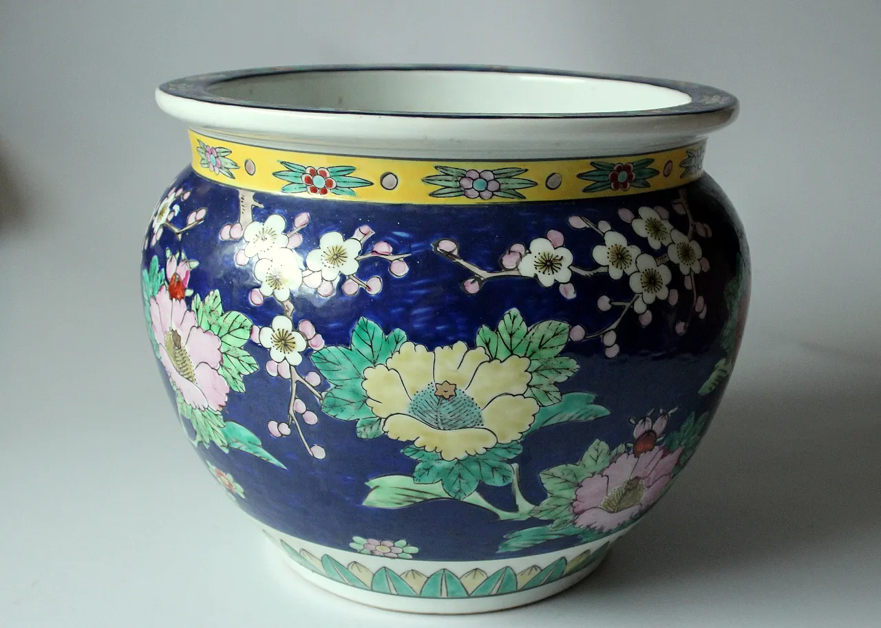 Asian ceramic planter, 70s 2