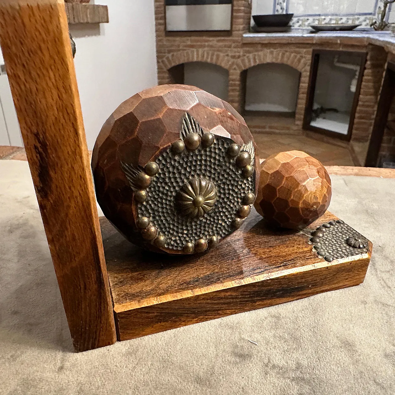 4 Art Deco wood and iron bookends, 1930s 6