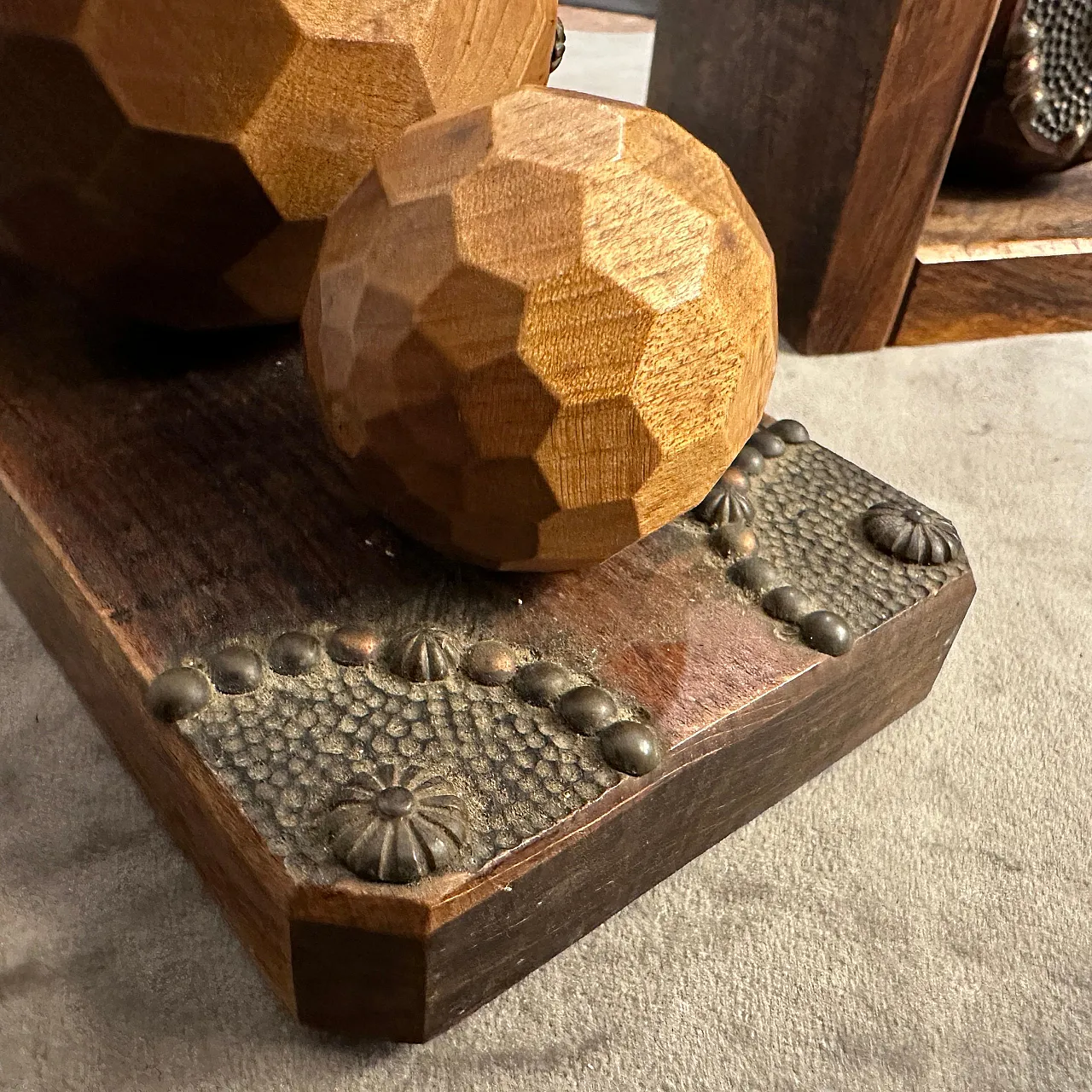 4 Art Deco wood and iron bookends, 1930s 8