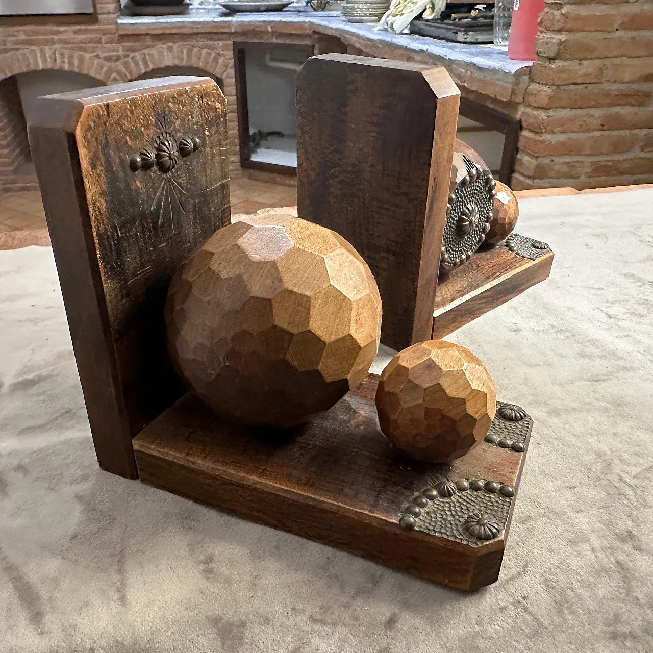 4 Art Deco wood and iron bookends, 1930s 10