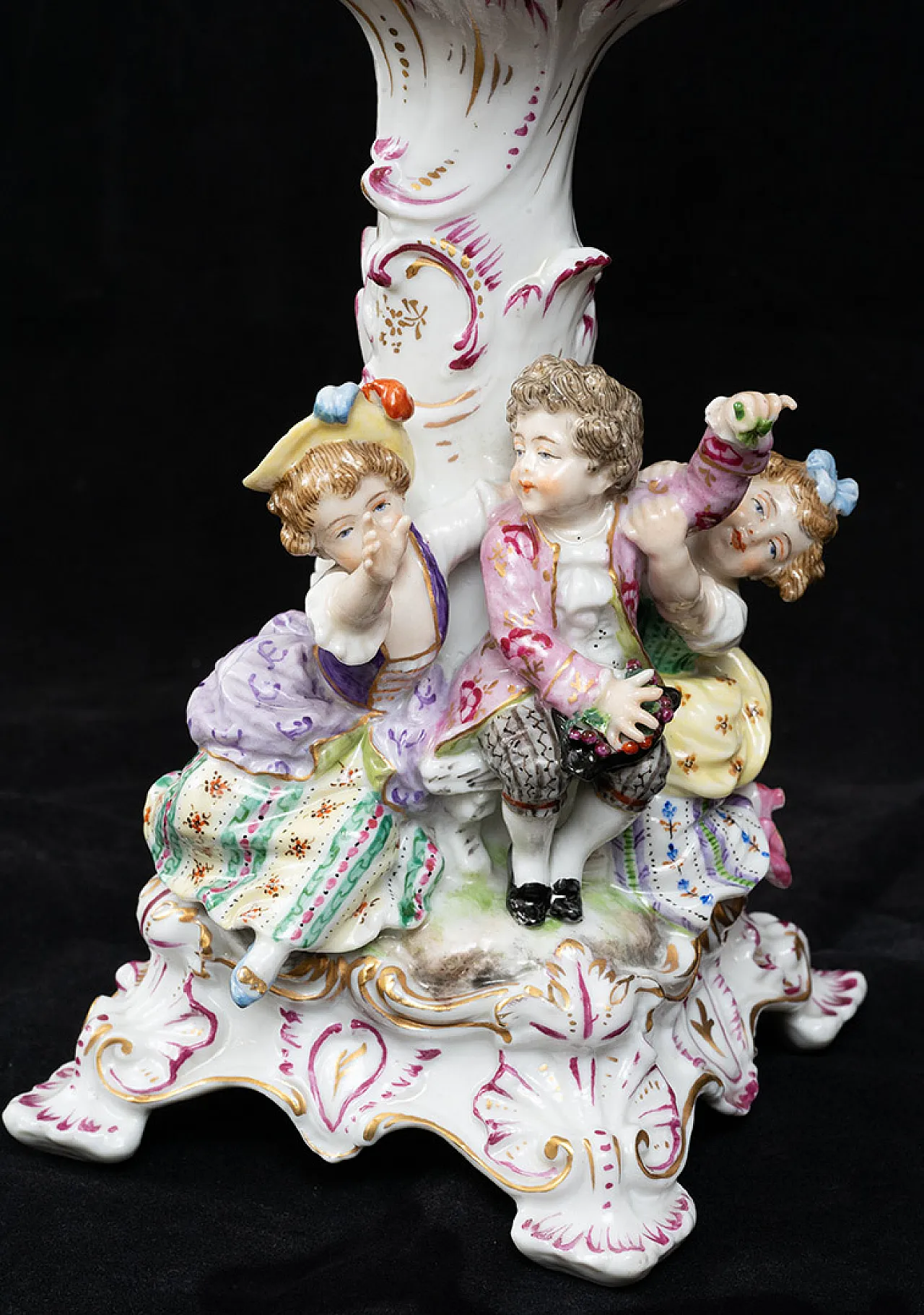 French centerpiece polycromed painted ceramic by Sevres, 20th century 3