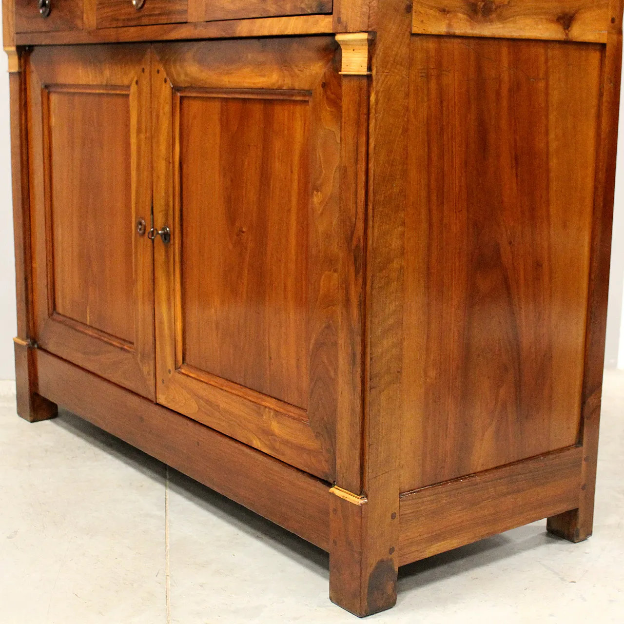 Empire credenza with 3 drawers in walnut, 19th centiry 9