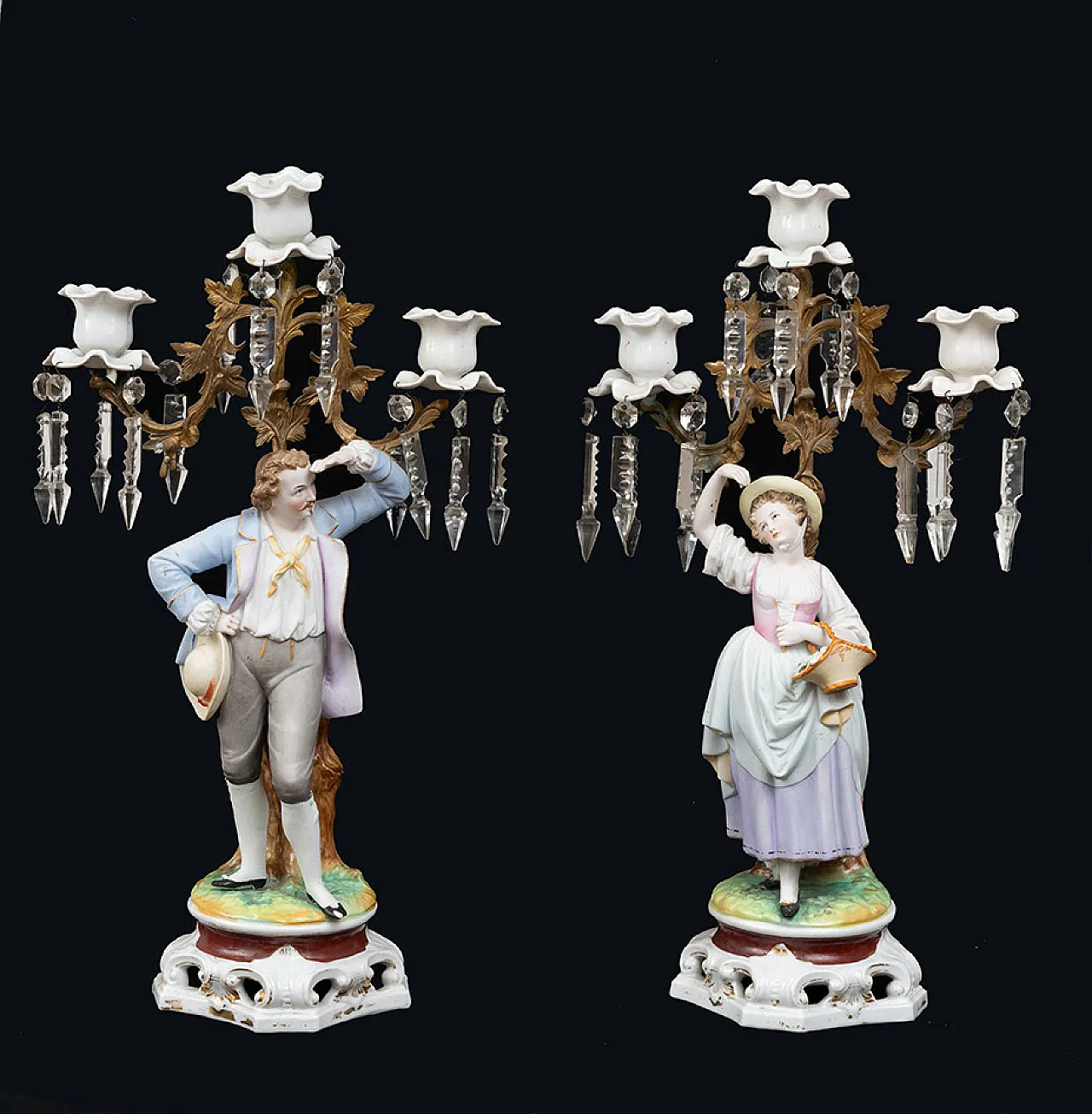 Pair of abat jour candle hoder in Capodimonte biscuit, 20th century 1