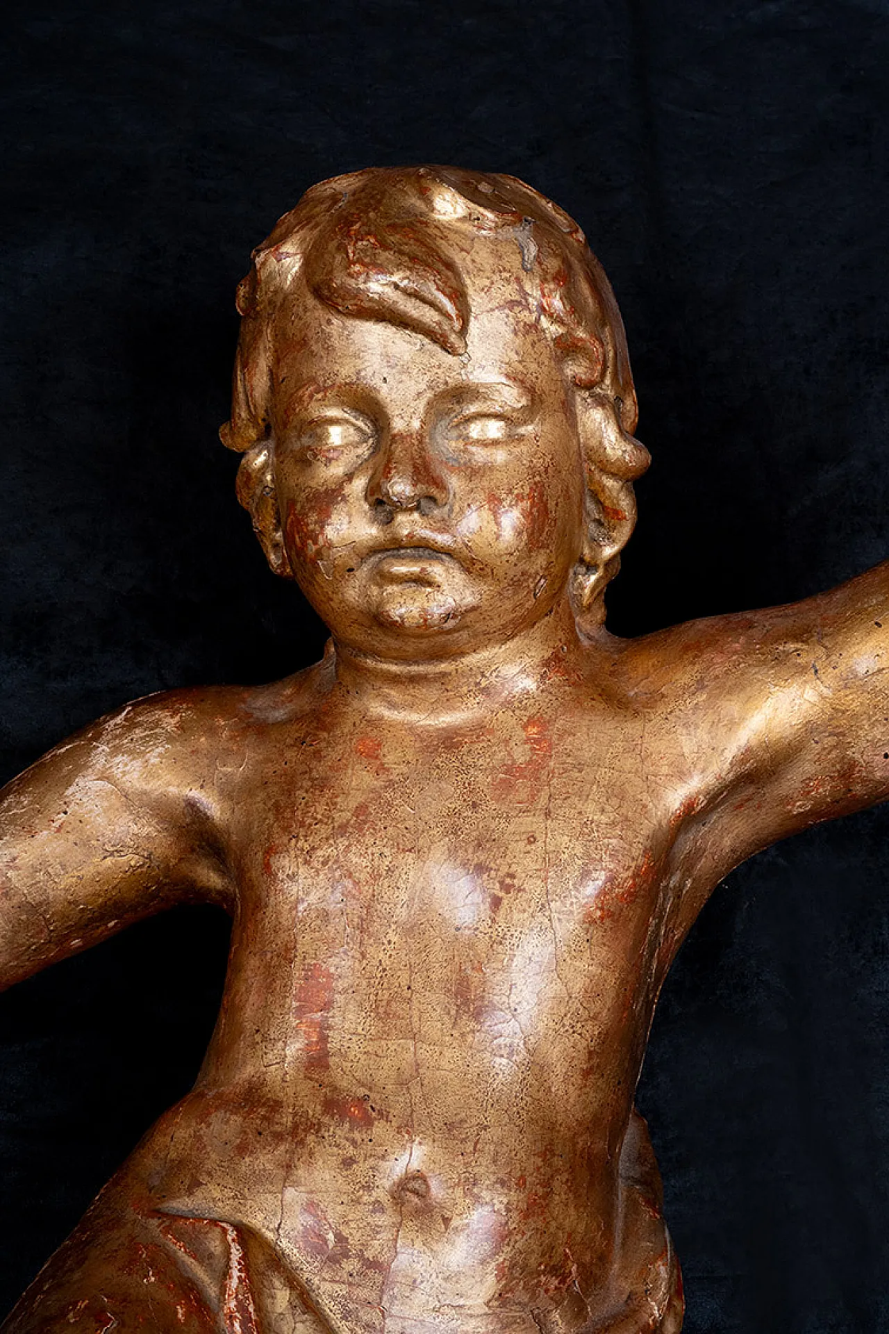 Pair of Florentine putti with in gilded sculptural wood, 17th century 3