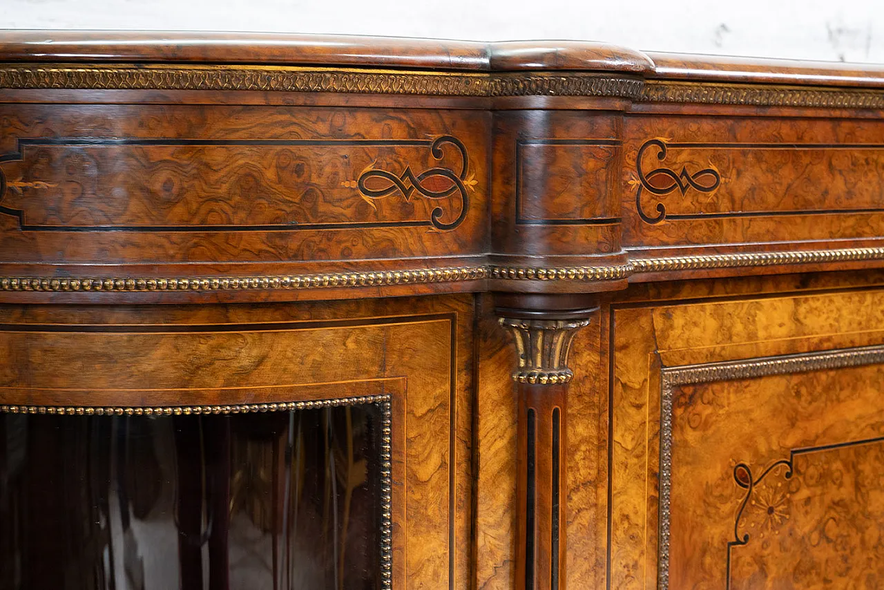 Victorian glass sideboard in walnut with inlays, 19th century 3