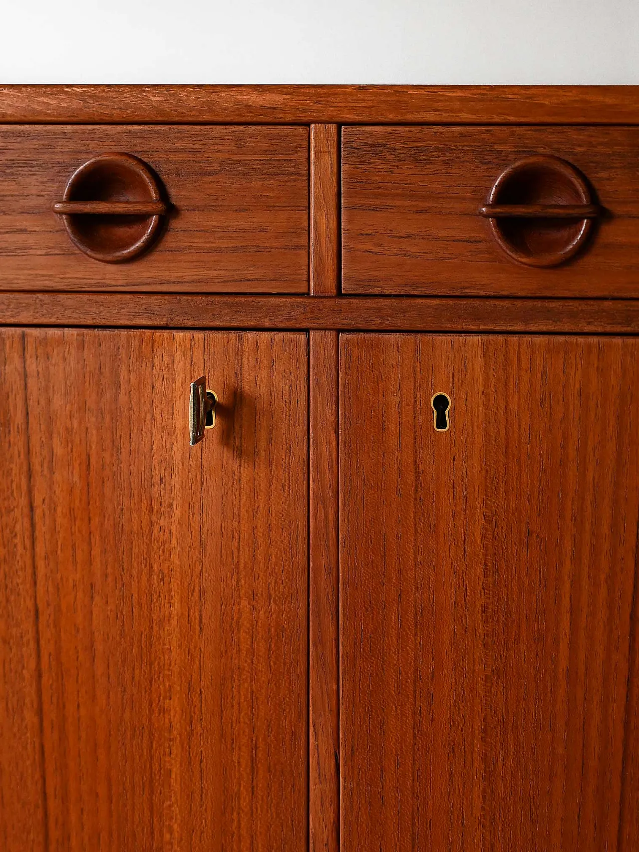 Scandinavian sideboard with swing doors, 60s 8