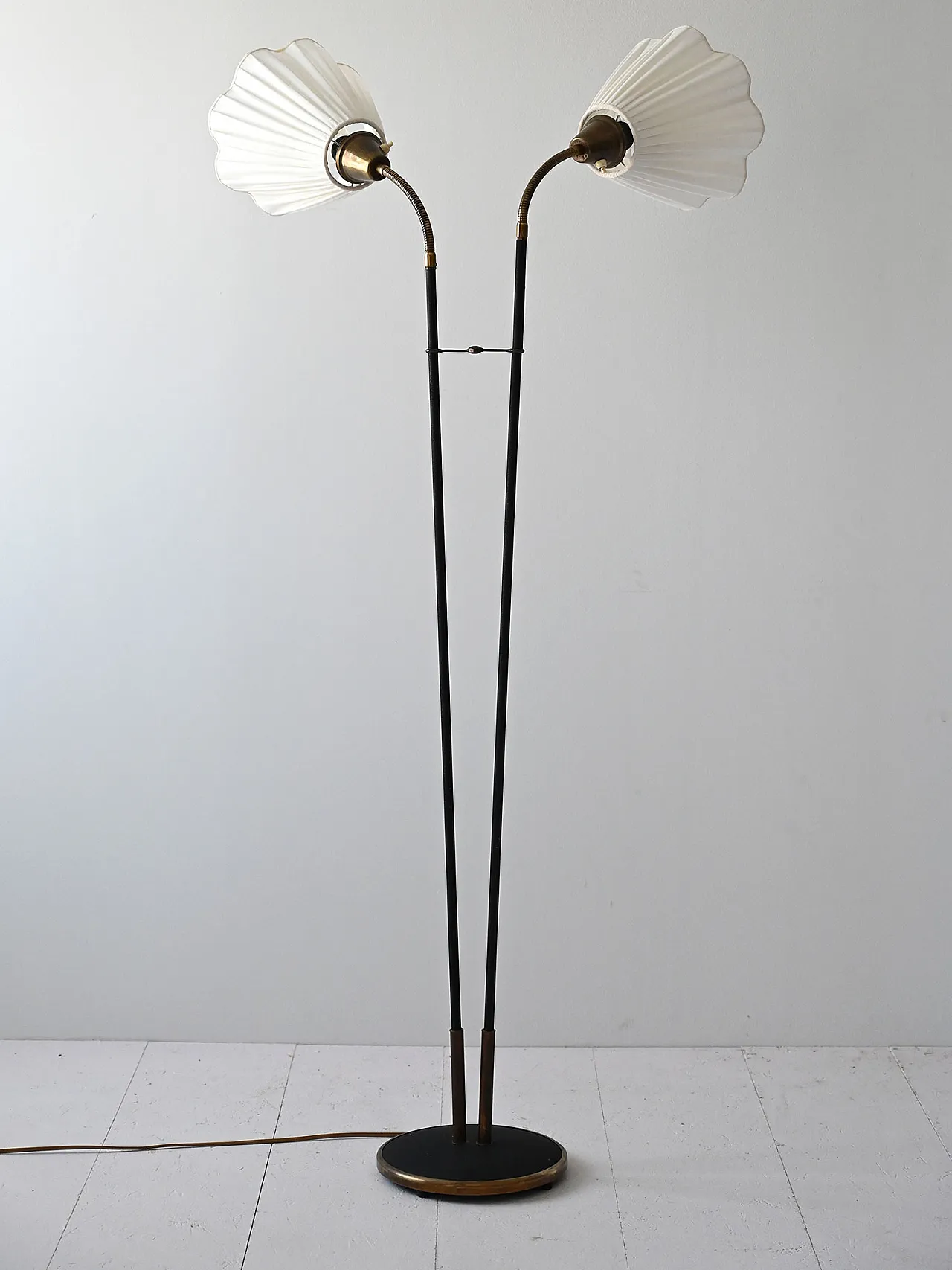 Floor lamp with two light points, 70s 2