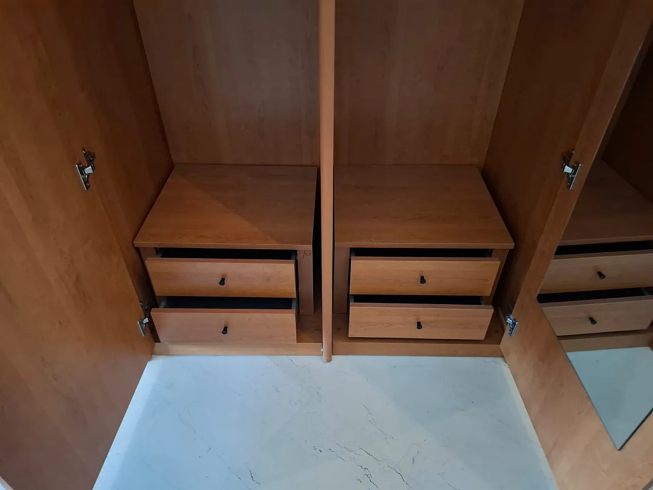 Double Anta Cherry Wardrobe with internal drawers, 2000s 7