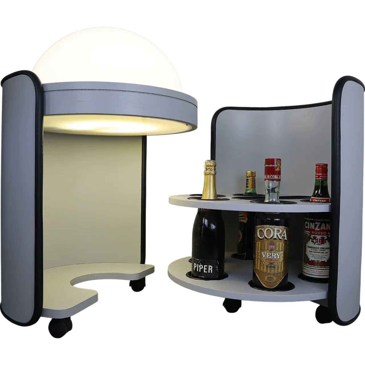 Space Age Bar cabinet with lamp by Luigi Massoni, 1970s 10