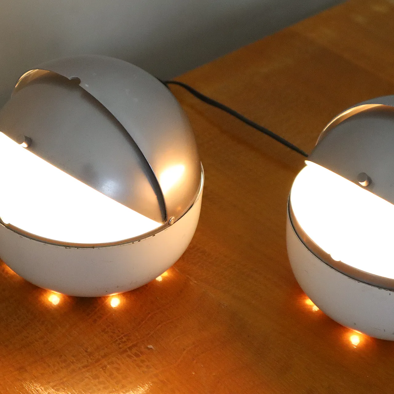 Pair of space Age by Lamperti lamps, Italy, 60s 5