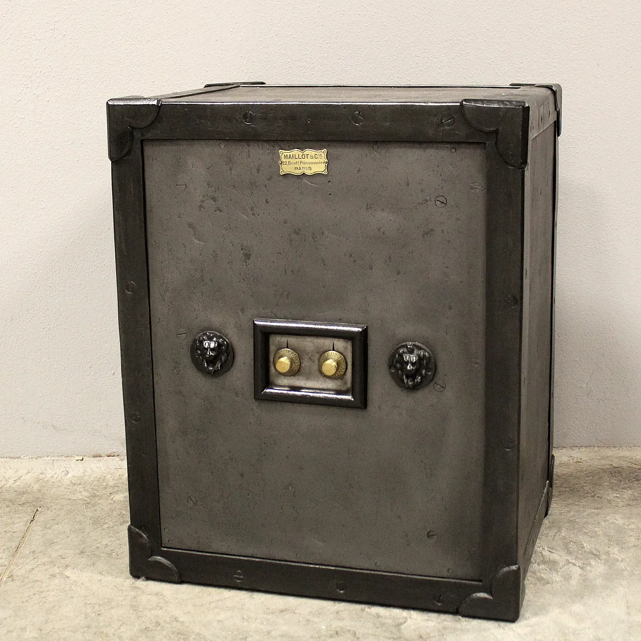 Iron safe, late 19th century 2