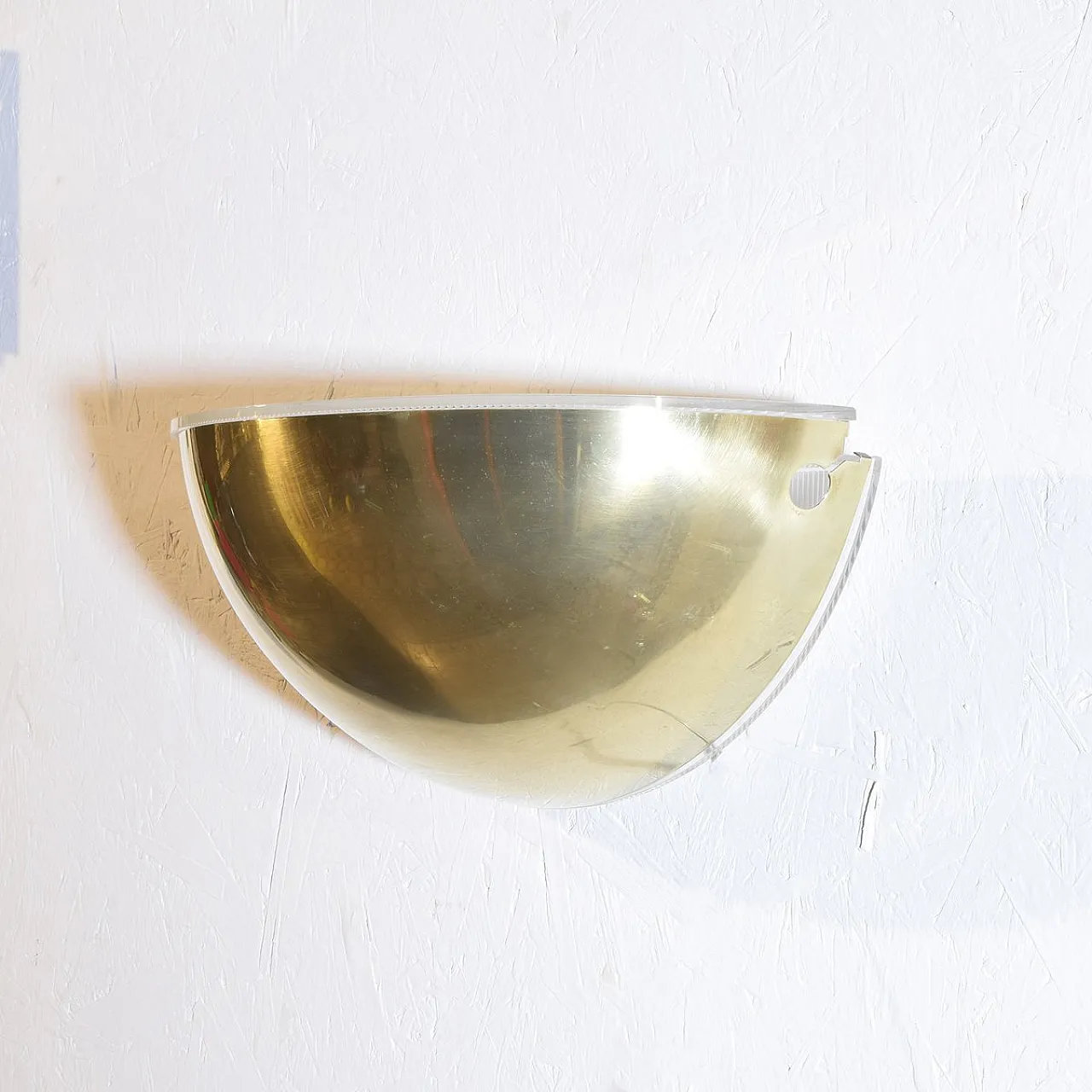 Quarto wall light in lacquered brass by Tobia Scarpa for Flos, 1970s 1