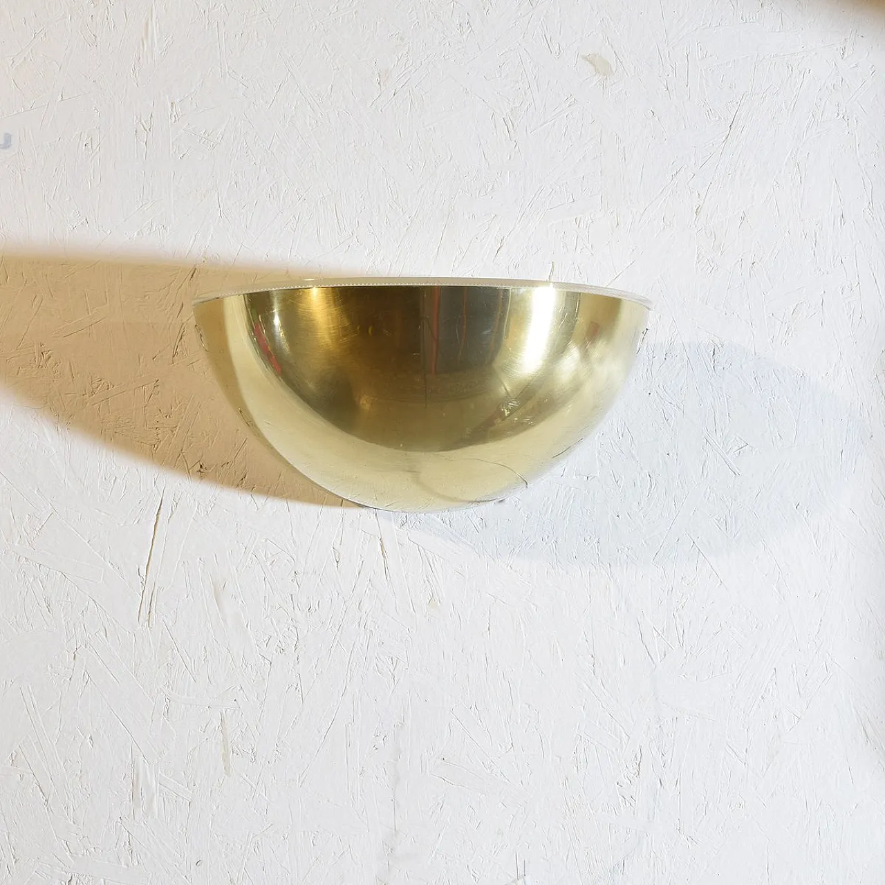 Quarto wall light in lacquered brass by Tobia Scarpa for Flos, 1970s 4