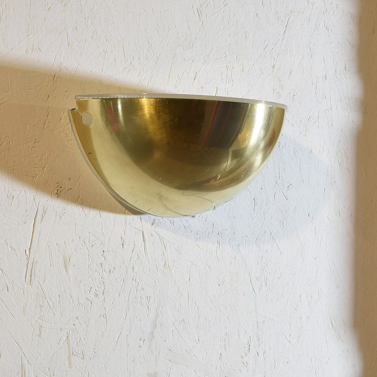 Quarto wall light in lacquered brass by Tobia Scarpa for Flos, 1970s 6