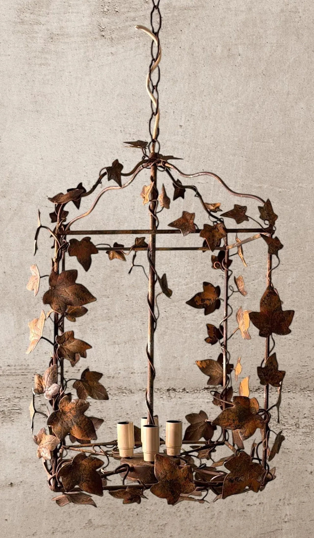 Florentine rustic style wrought iron chandelier, 1970s 3