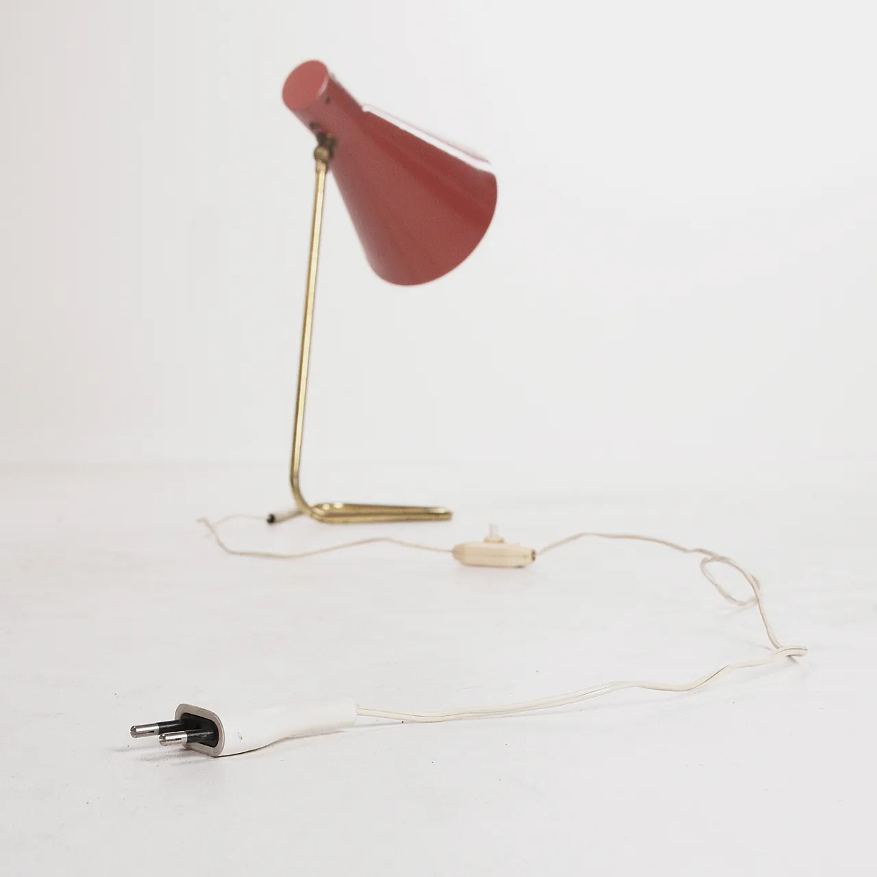 Table lamp attributed to Giuseppe Ostuni for O-luce, 1950s 9