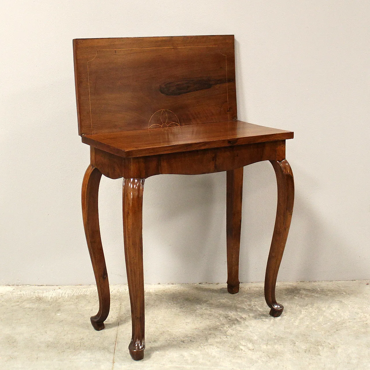 Louis XV inlaid walnut table in inlaid walnut,  '700 3