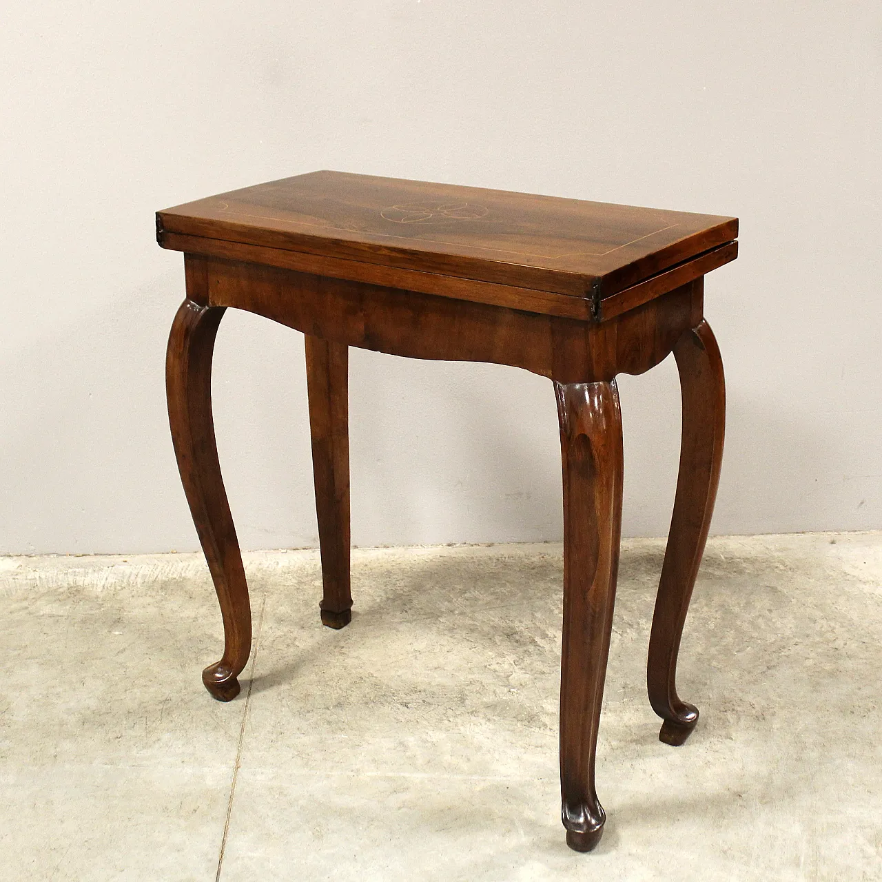 Louis XV inlaid walnut table in inlaid walnut,  '700 7