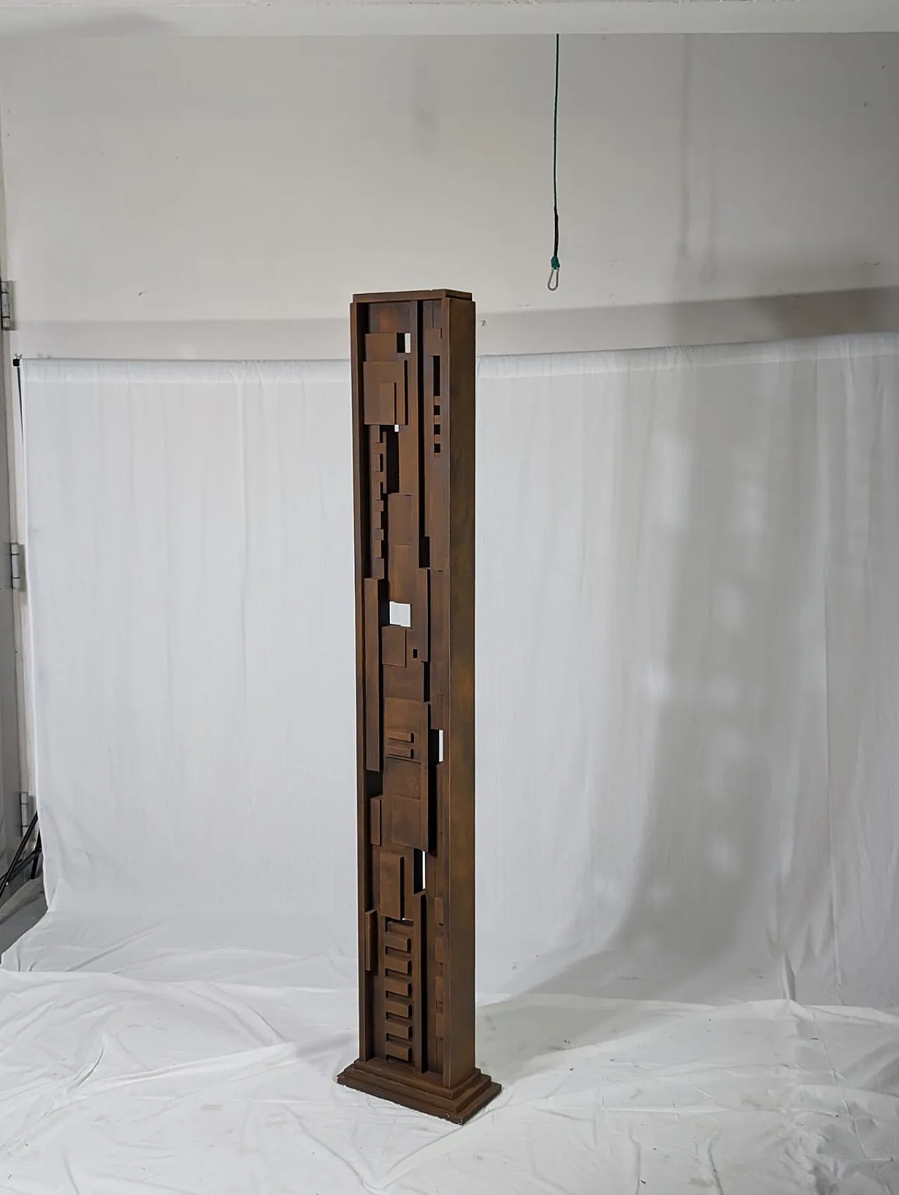 Italian Freestanding Sculpture, 70s 1