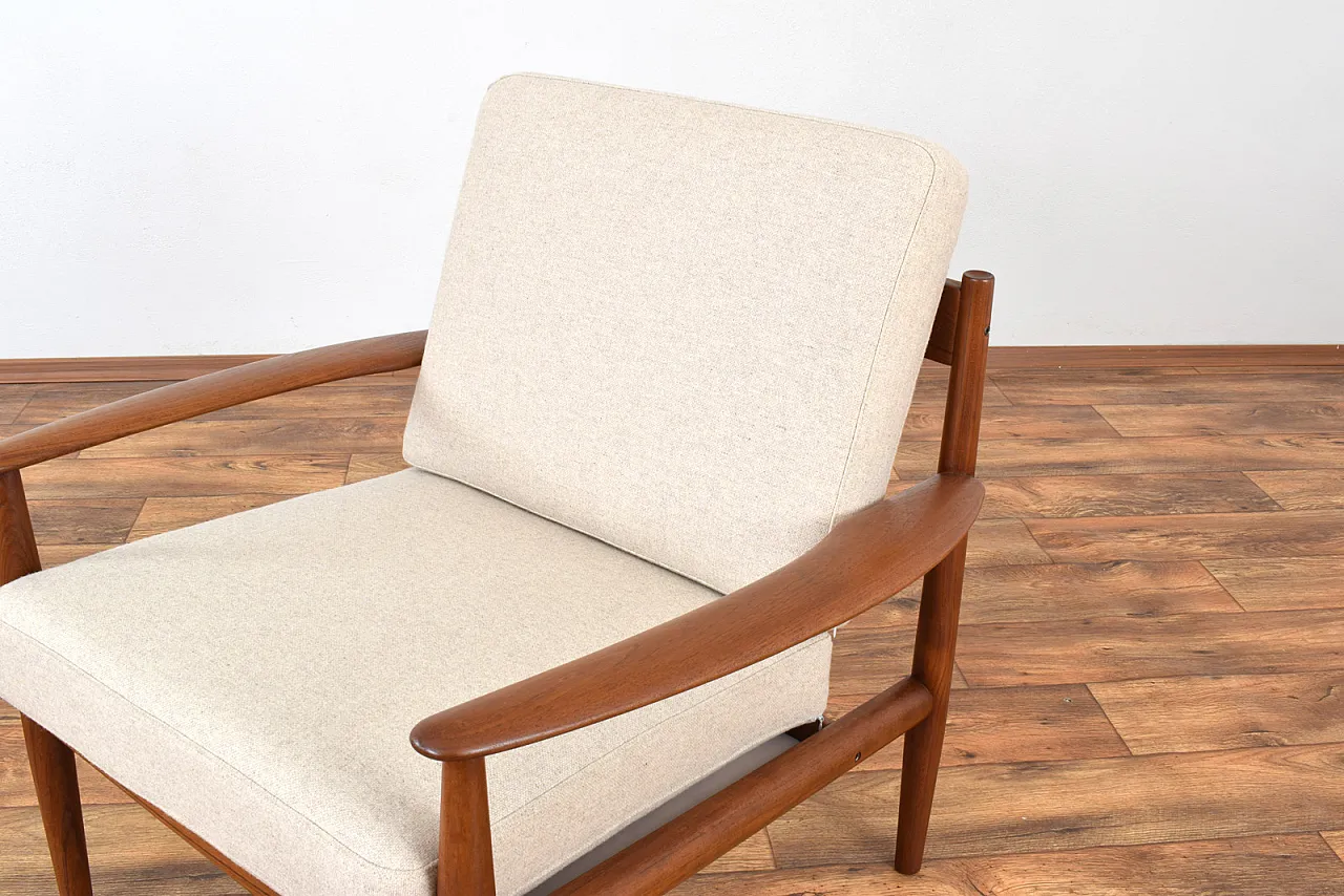 Pair of danish Teak Lounge Chairs by Grete Jalk for France & Son, 60s 14