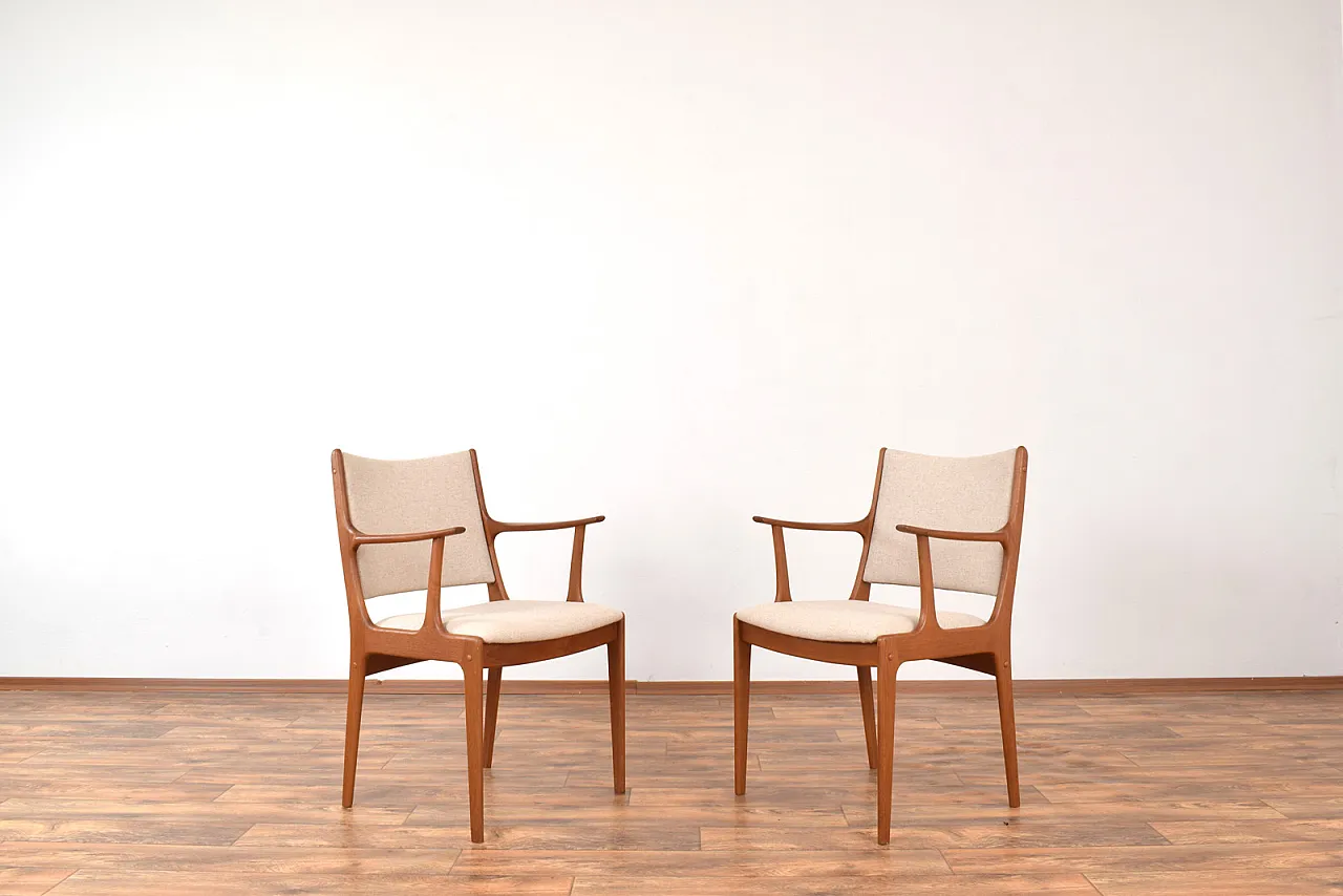 Mid-Century Danish Teak chairs by Johannes Andersen, 60s 1