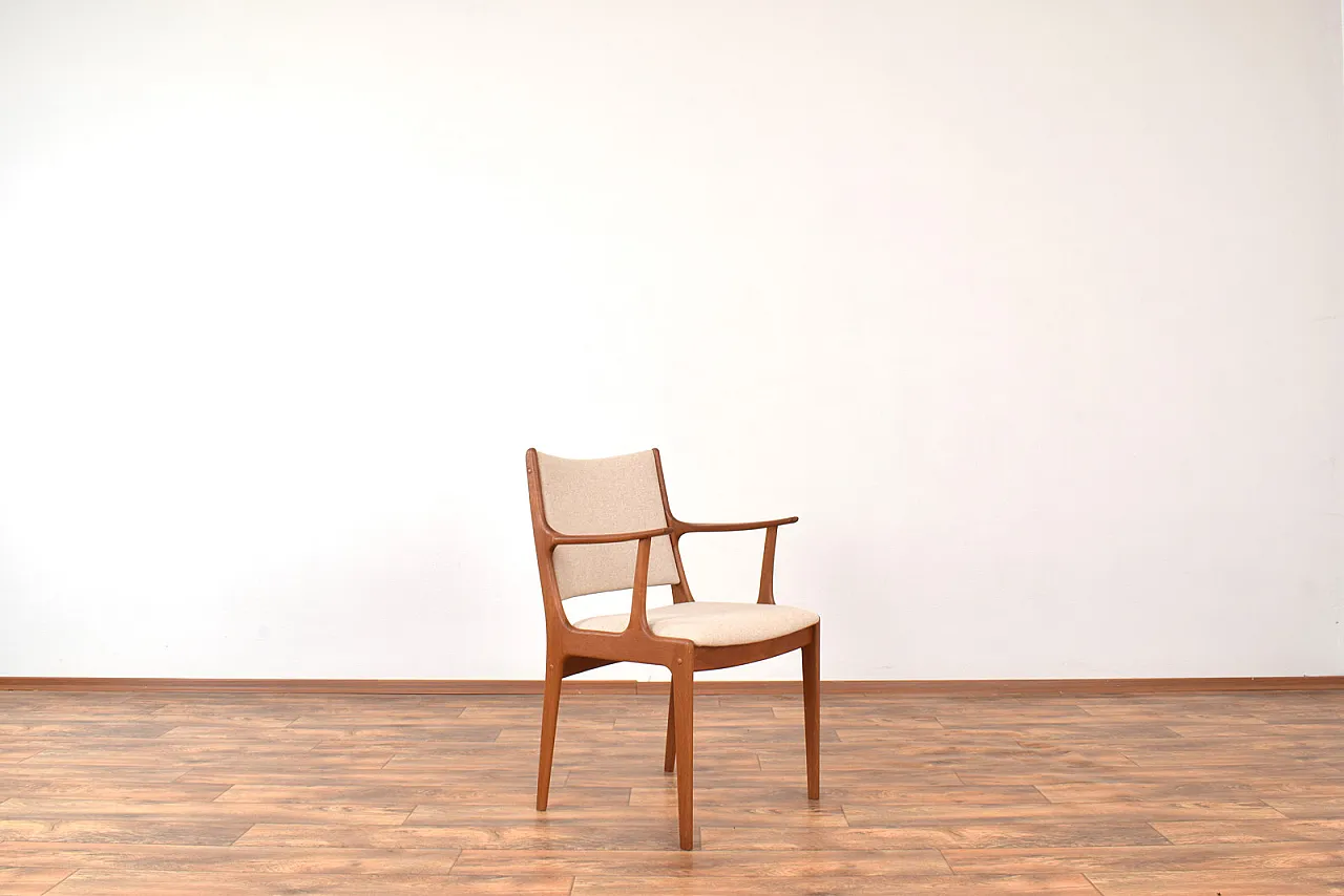 Mid-Century Danish Teak chairs by Johannes Andersen, 60s 5