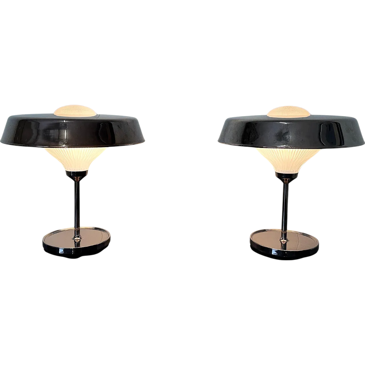 Pair of Ro lamps by Artemide, 1970s 20