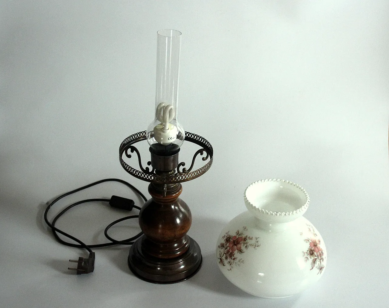 German table lamp milk glass, wood and metal base, 60s 6