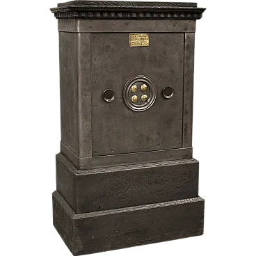 Wood and iron safe, late '800