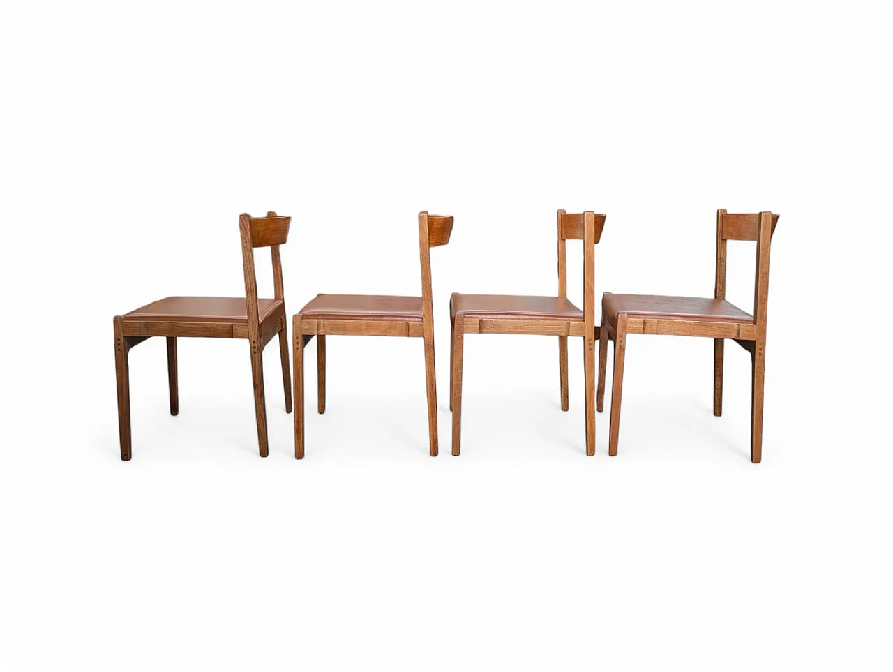 Set of 4 Cassina dining chairs, Italy 1970 4