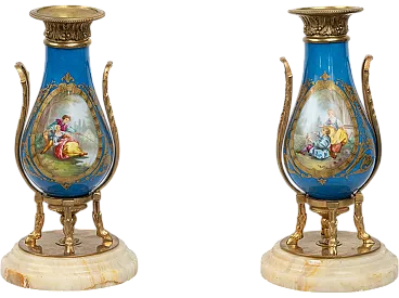 Pair of Napoleon III vases in polycromed porcelain, 19th century