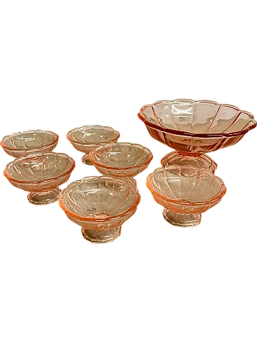 Art Decò dessert set in pink glass shaped like flower, 1940s