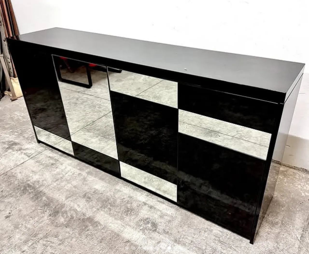 Credenza in legno compensato laccato specchi, anni 2000 8