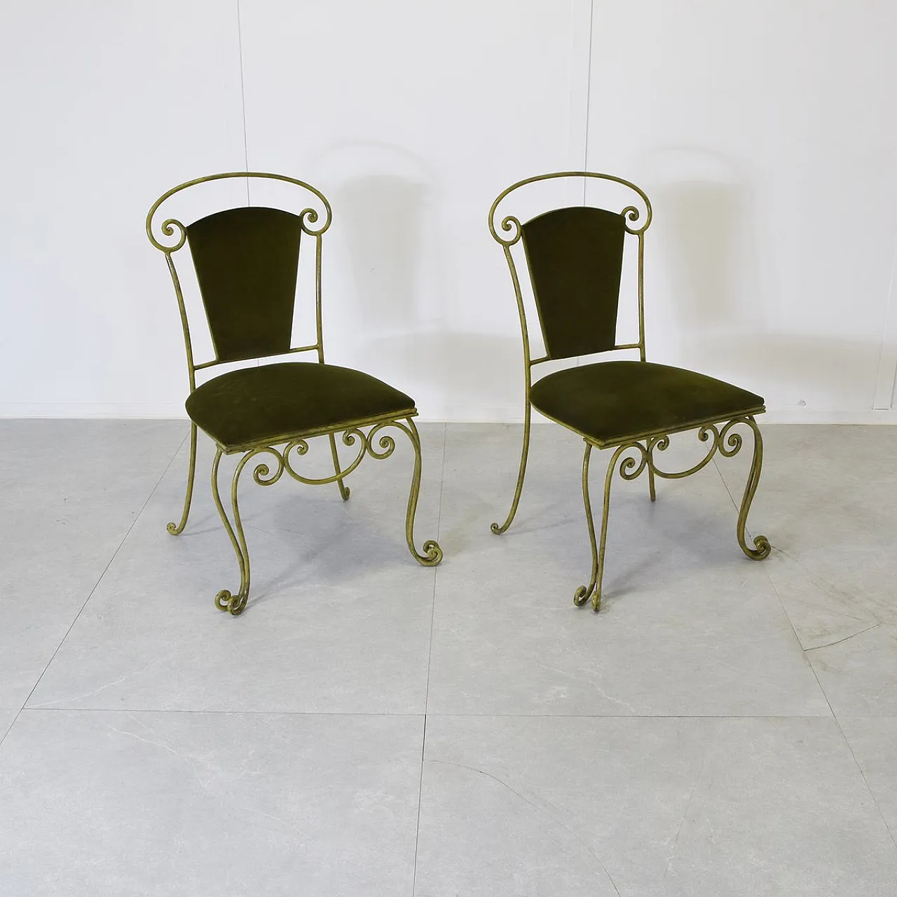 Pair of iron and velvet chairs by Casa E Giardino, 1950s 3