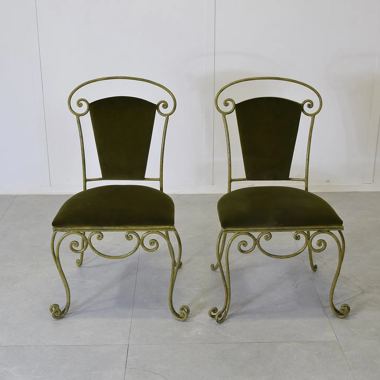 Pair of iron and velvet chairs by Casa E Giardino, 1950s 5