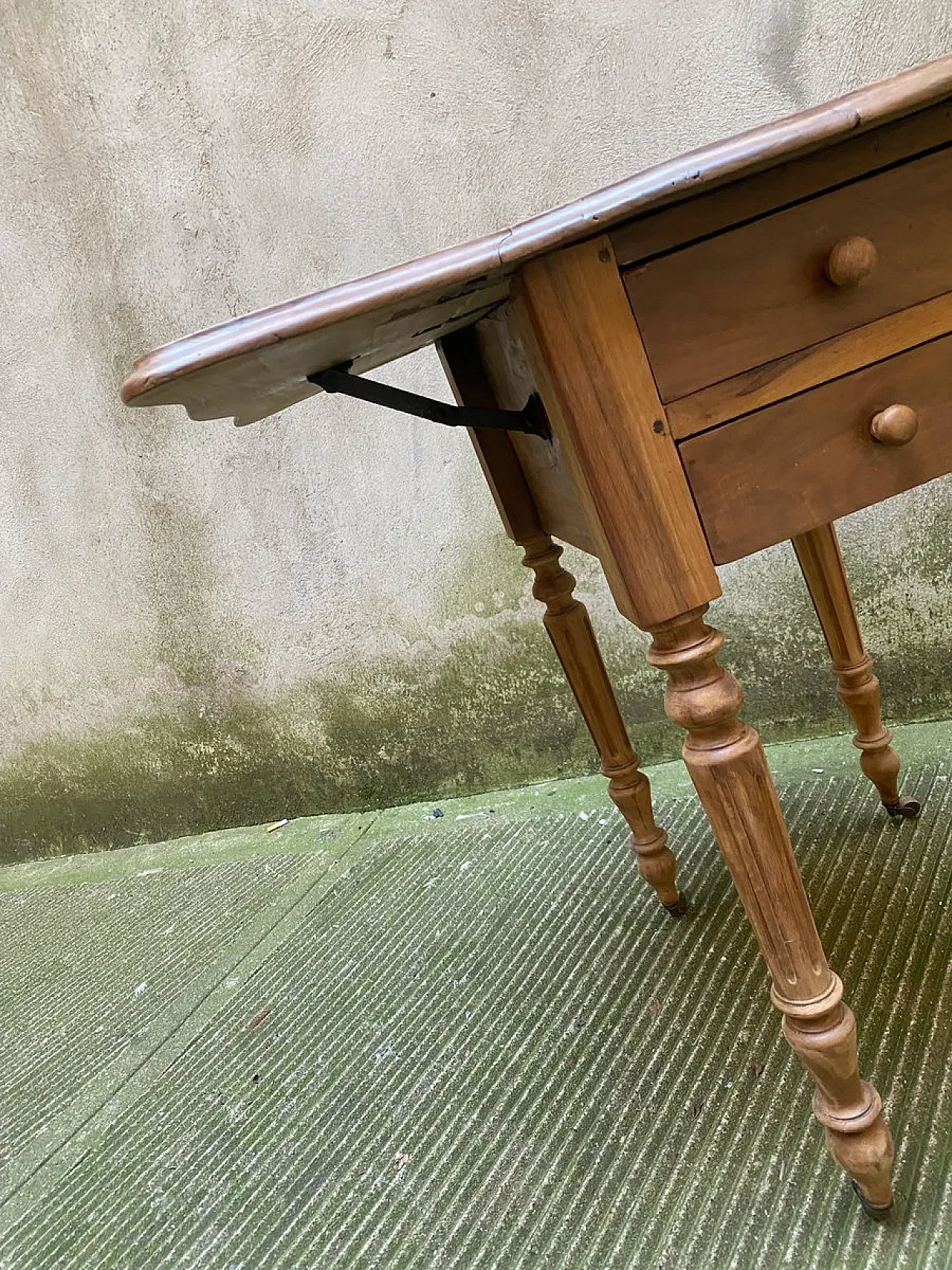 Wooden coffee table, early 20th century 4