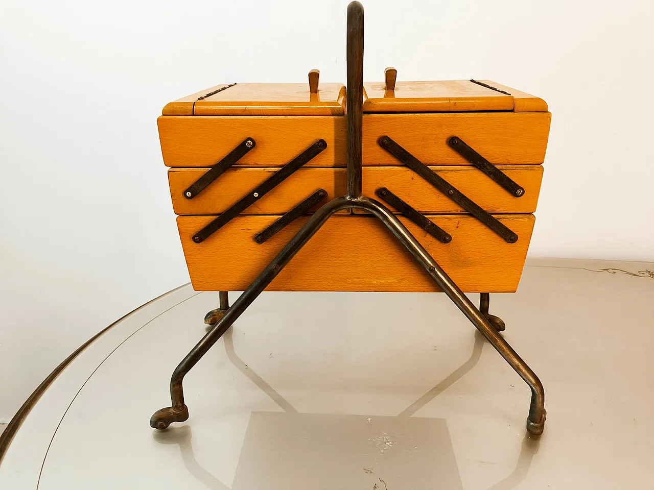 Object holder with wheels, 1950s 11