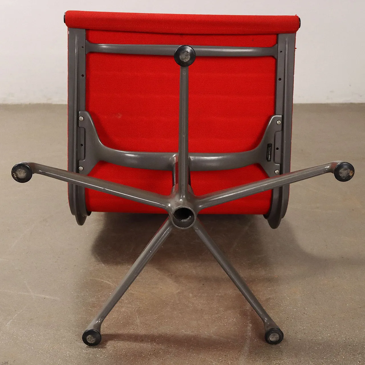 6 Swivel chairs in red fabric by Charles & Ray Eames for ICF, 1970s 6