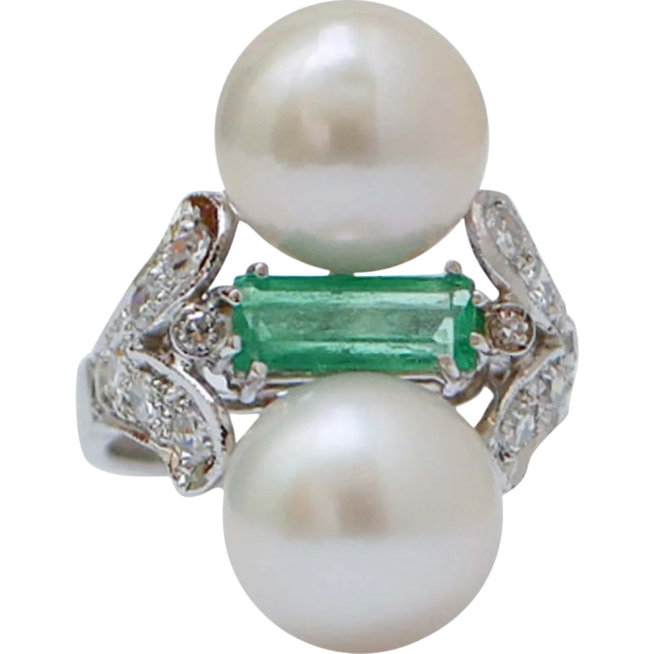 Platinum ring with emerald, diamonds and pearls, 1960s 7