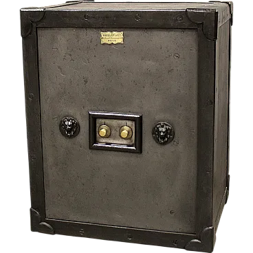 Iron safe, late 19th century